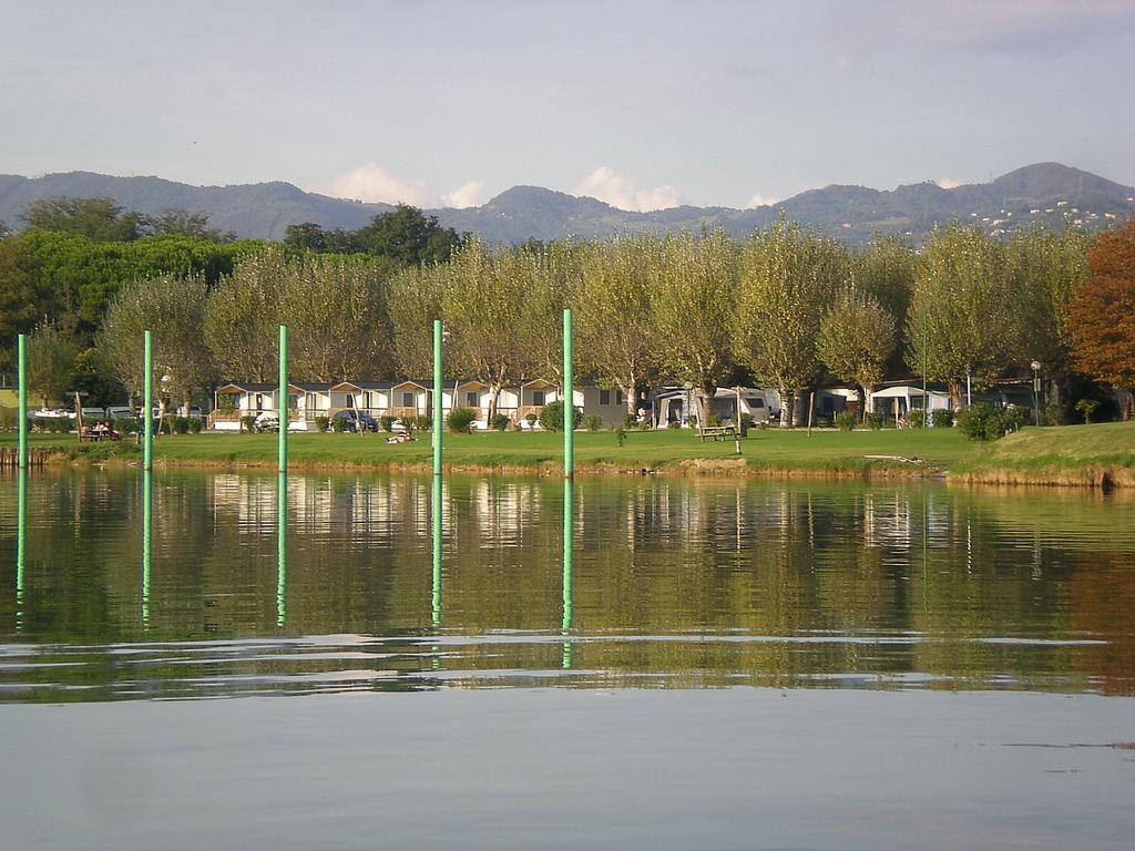 Hotel Iron Gate Marina3B Sarzana Esterno foto