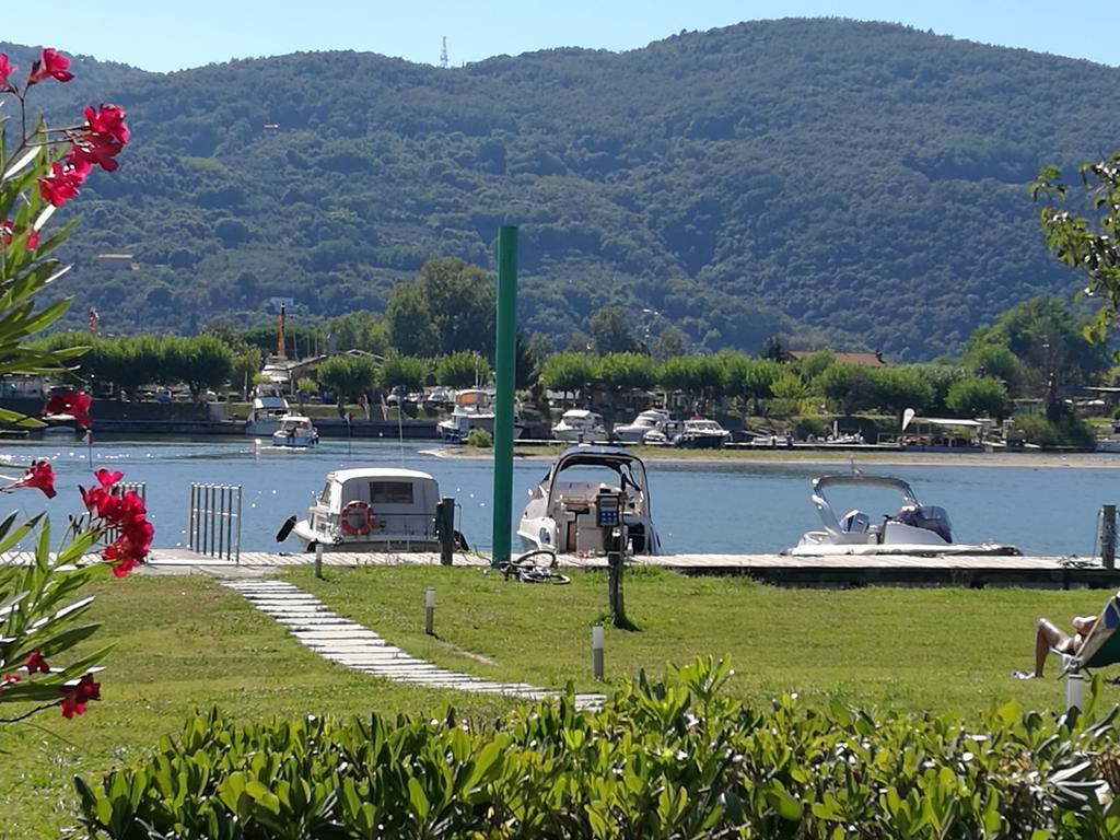 Hotel Iron Gate Marina3B Sarzana Esterno foto