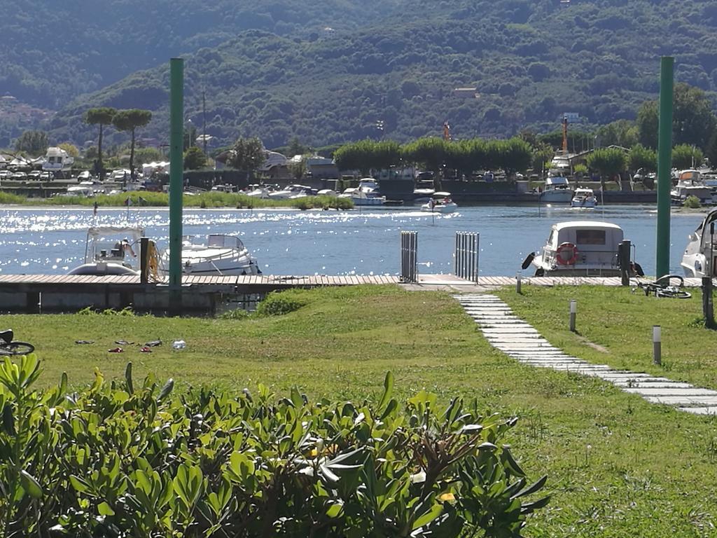 Hotel Iron Gate Marina3B Sarzana Esterno foto